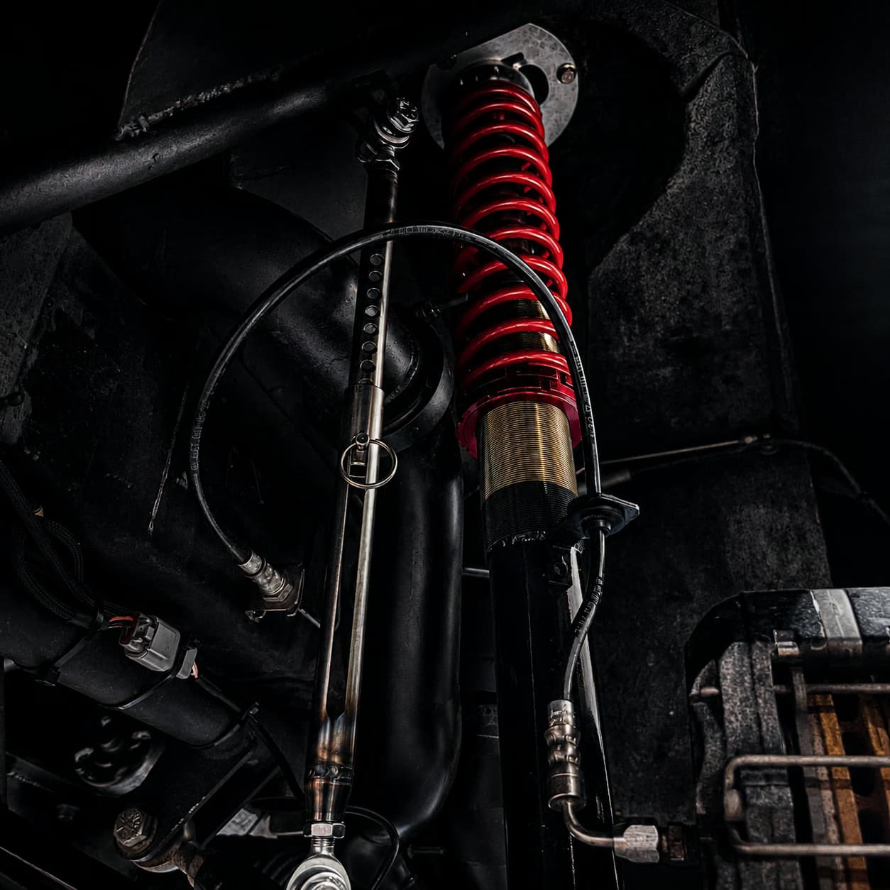 Long Travel Suspension and Race Chassis Setup